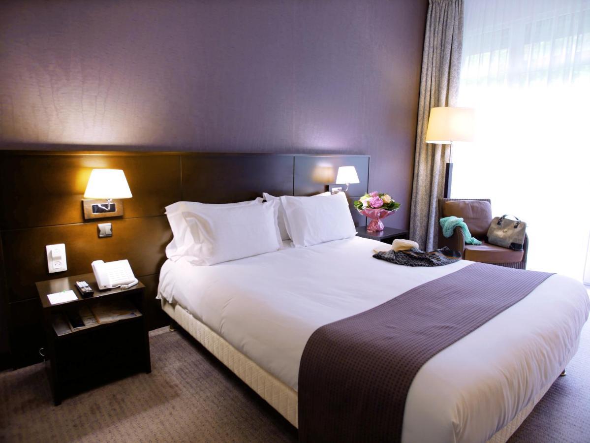 Hotel By Ihg